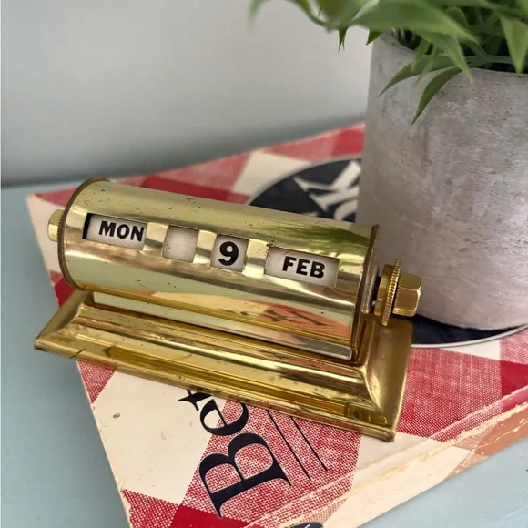 Metal Library Desk Calendar - Picture 10 of 16